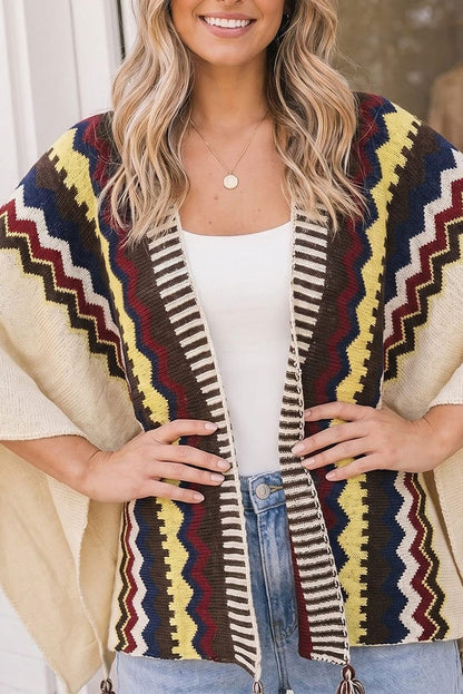 Aztec Print Knit Tassel Poncho Wrap - close up pattern