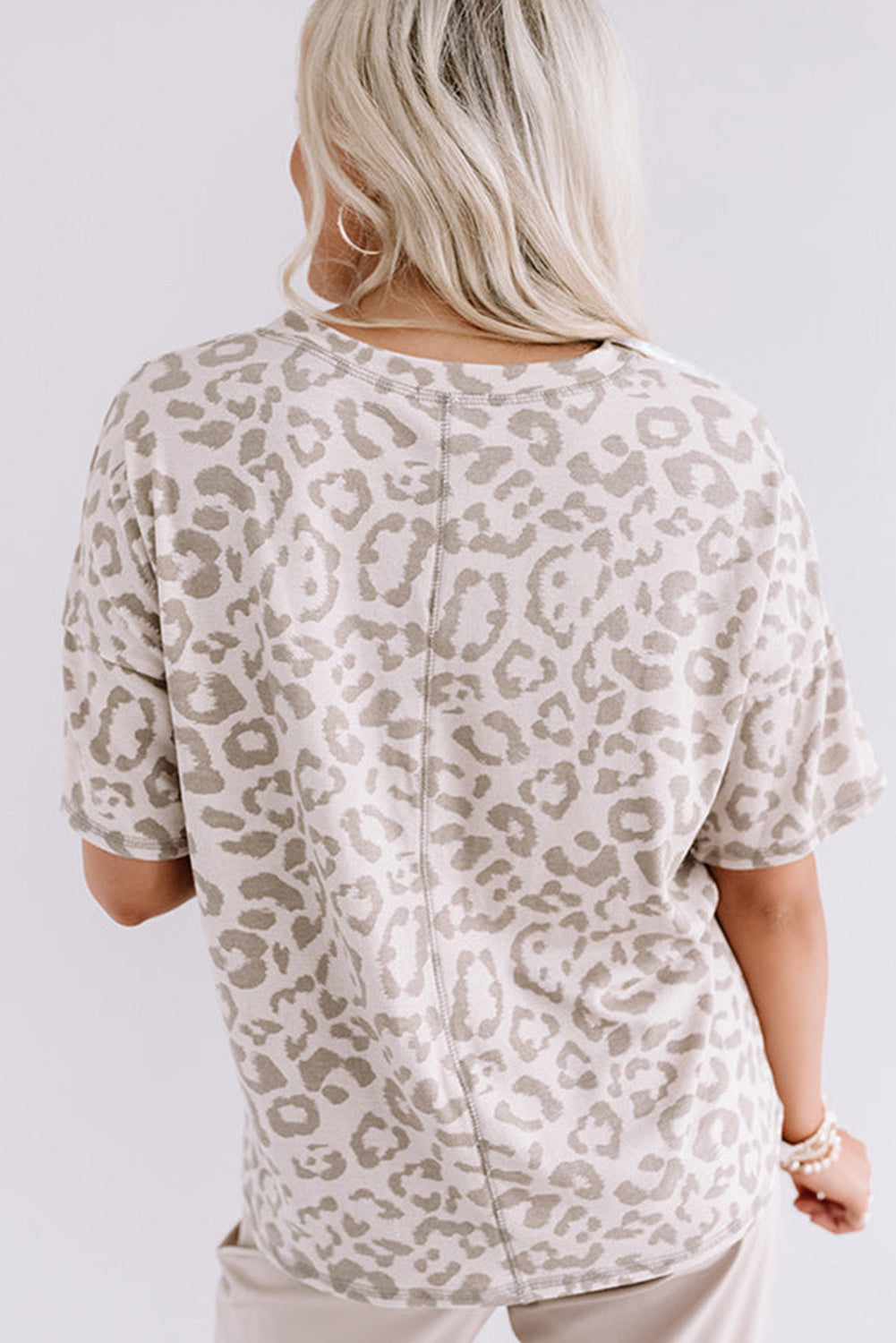 Brown Leopard Print Exposed Stitching V Neck T Shirt- Plus Size
