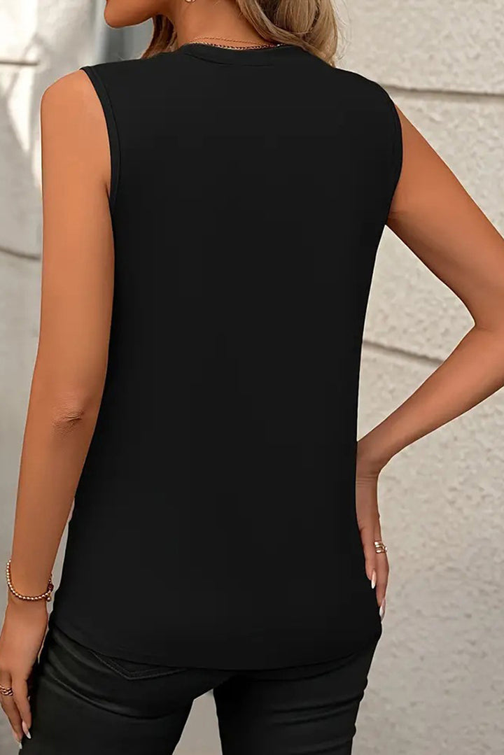 Black Solid Color Crew Neck Pleated Sleeveless Top